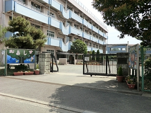 海老名市立有鹿小学校
