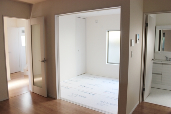 1階のこの部屋は和洋選択できます。