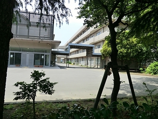 厚木市立厚木中学校