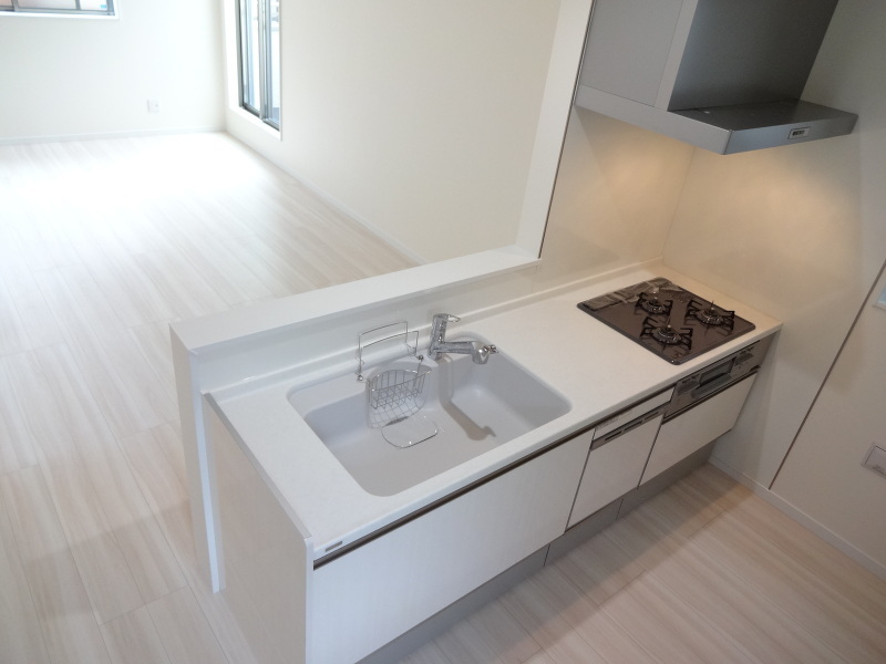 （建物プラン例）システムキッチンには食器洗浄機を標準装備