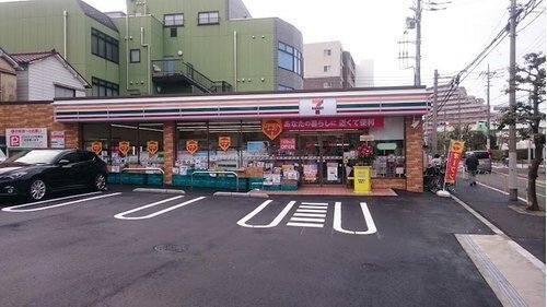 ココスナカムラ青戸店まで519m