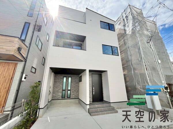   建物面積も100㎡越えの広々空間です。
