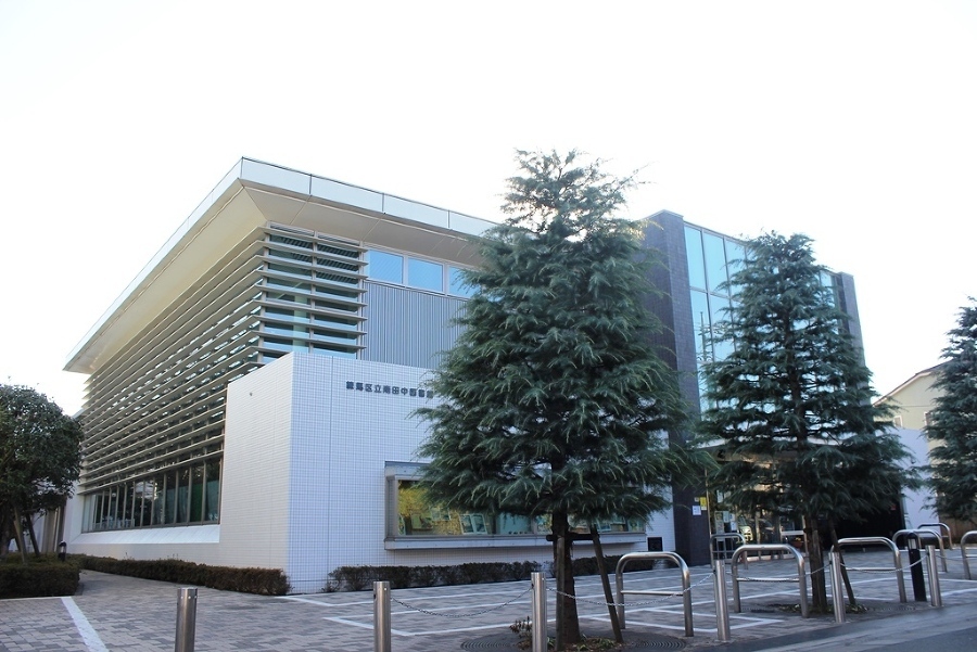 マルエツ新田店 460m 
