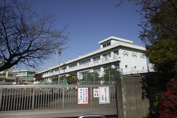 厚木市立緑ケ丘小学校