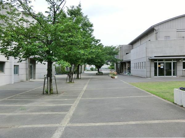 伊勢原市立石田小学校