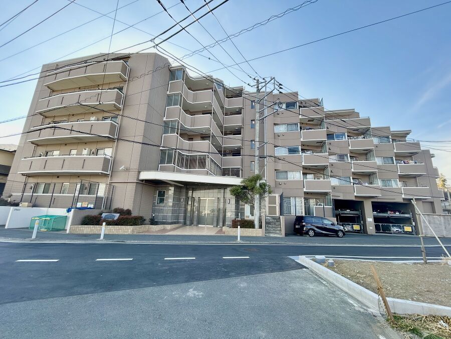横浜市緑区上山１丁目