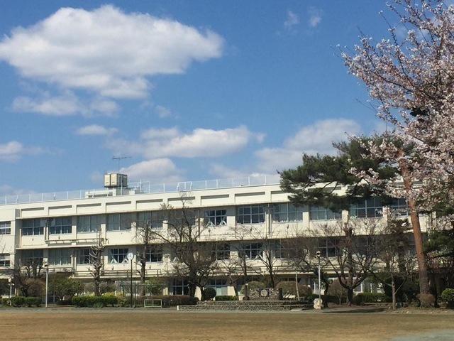 国立市立国立第二小学校 130m 