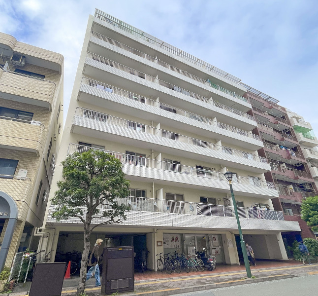 三鷹市下連雀４丁目