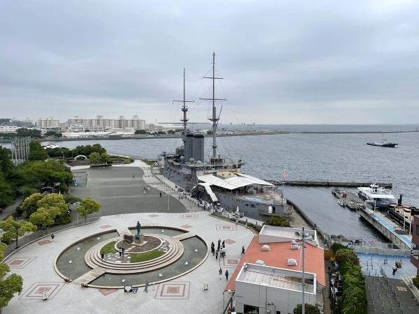 三笠公園すぐ近くにあります。