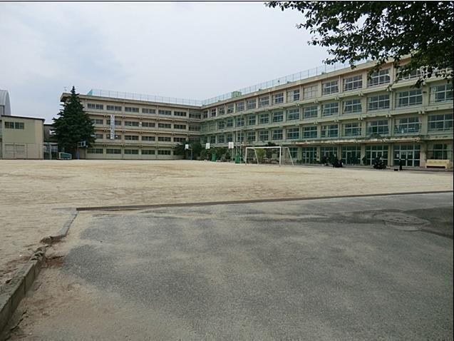 鎌ヶ谷市立第二中学校 900m 鎌ヶ谷市立第二中学校 900m
