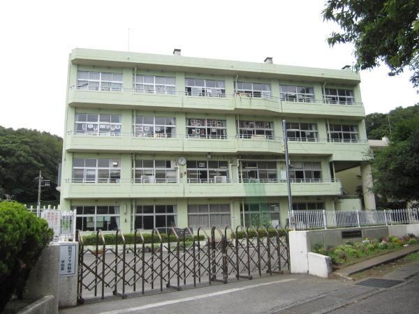 厚木市立上荻野小学校