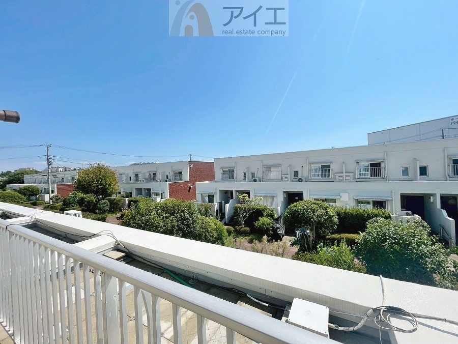 南面バルコニーで毎日のお洗濯も快適