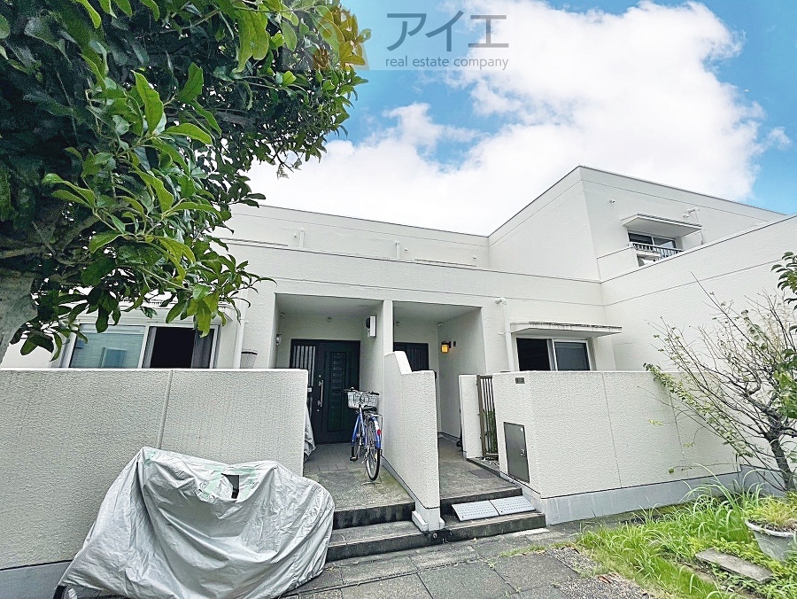 友人を呼びたくなるリノベーション済みのきれいな住まいです