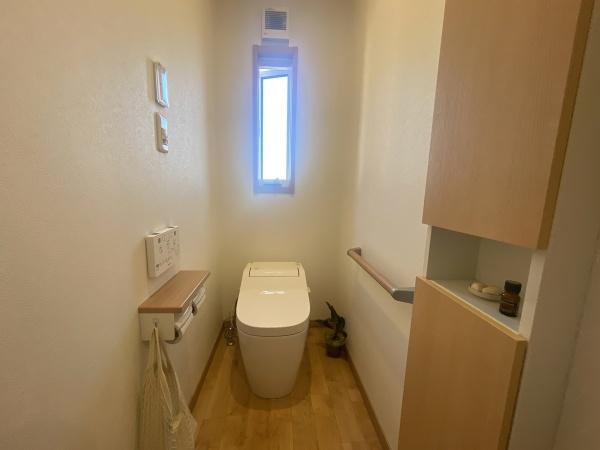 タンクレストイレ