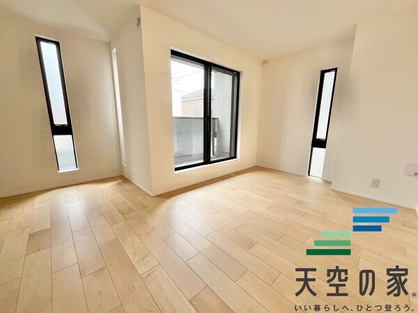   【同仕様】家族が自然と集まる癒しの空間です。