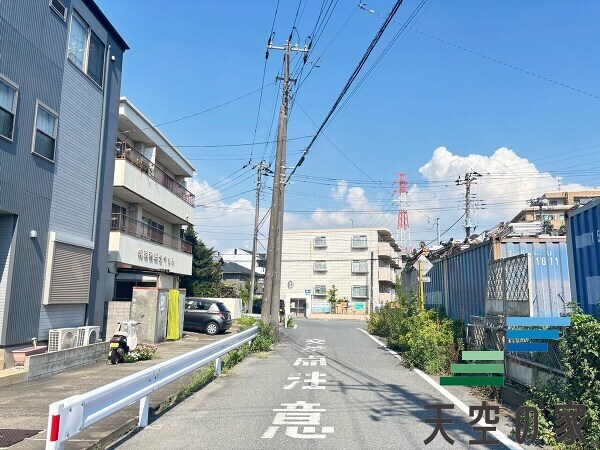   前面道路です。