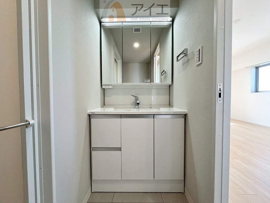 上質な洗面空間がゆとりの時間を演出