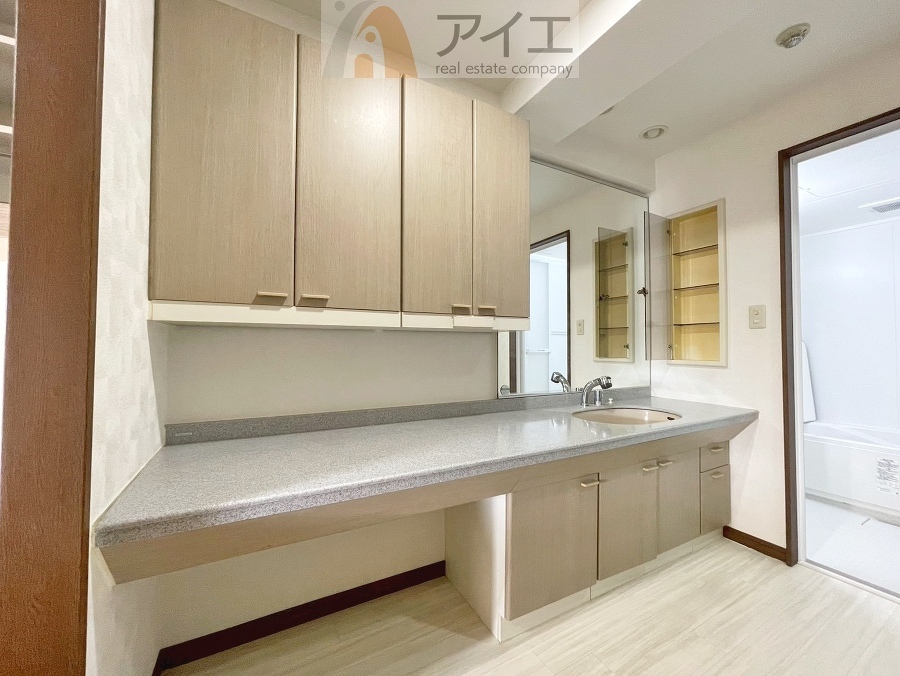 上質な洗面空間がゆとりの時間を演出