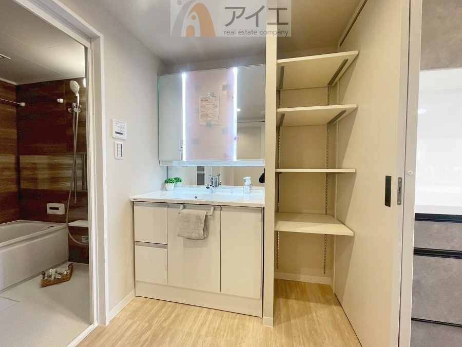 上質な洗面空間がゆとりの時間を演出