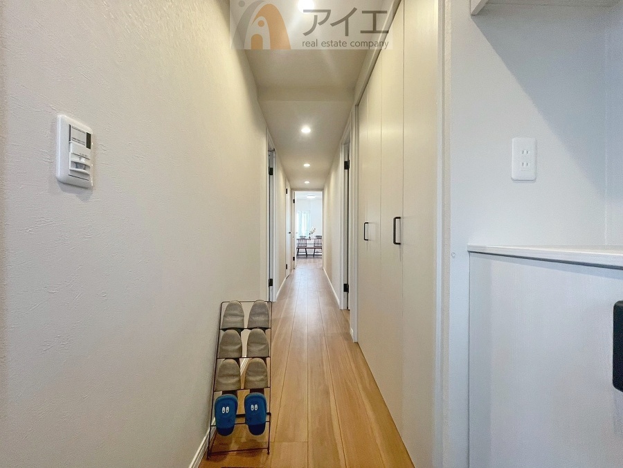 玄関がいつも片づく大容量シューズボックス