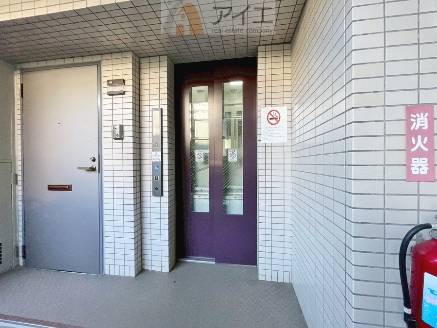 清掃も行き届いたエレベーターホール