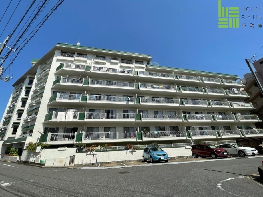 松戸市常盤平陣屋前