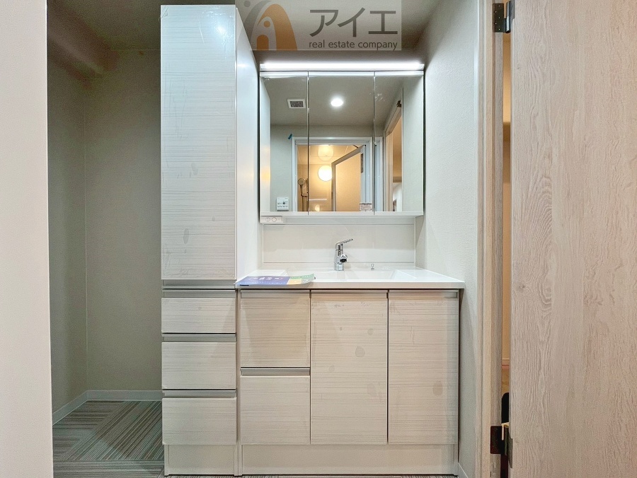 上質な洗面空間がゆとりの時間を演出