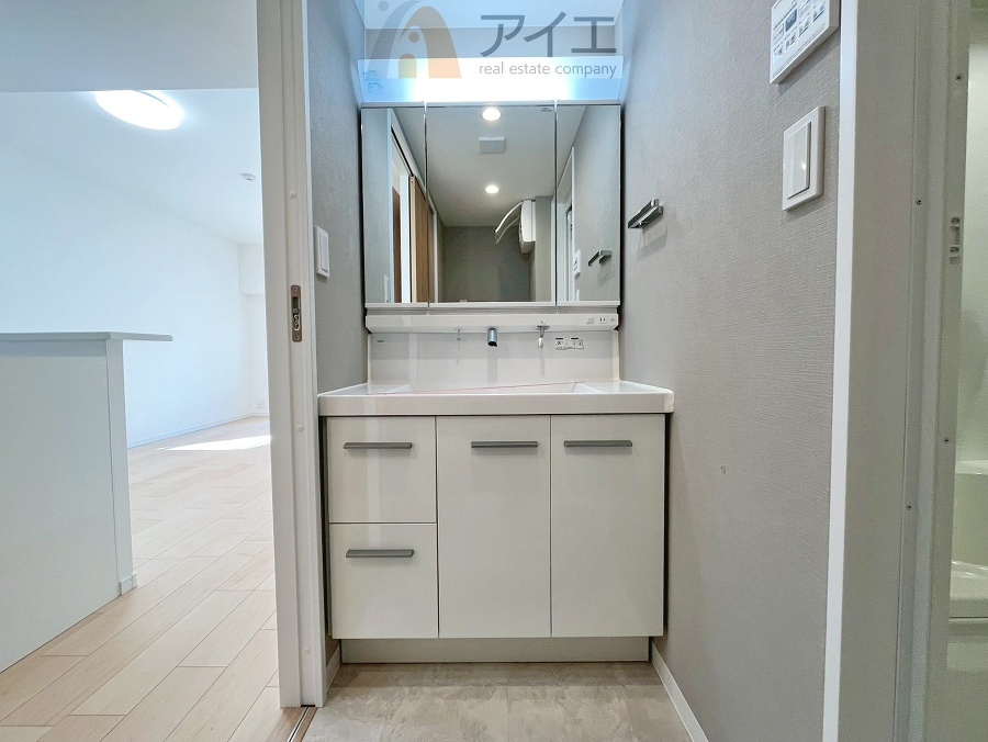 上質な洗面空間がゆとりの時間を演出