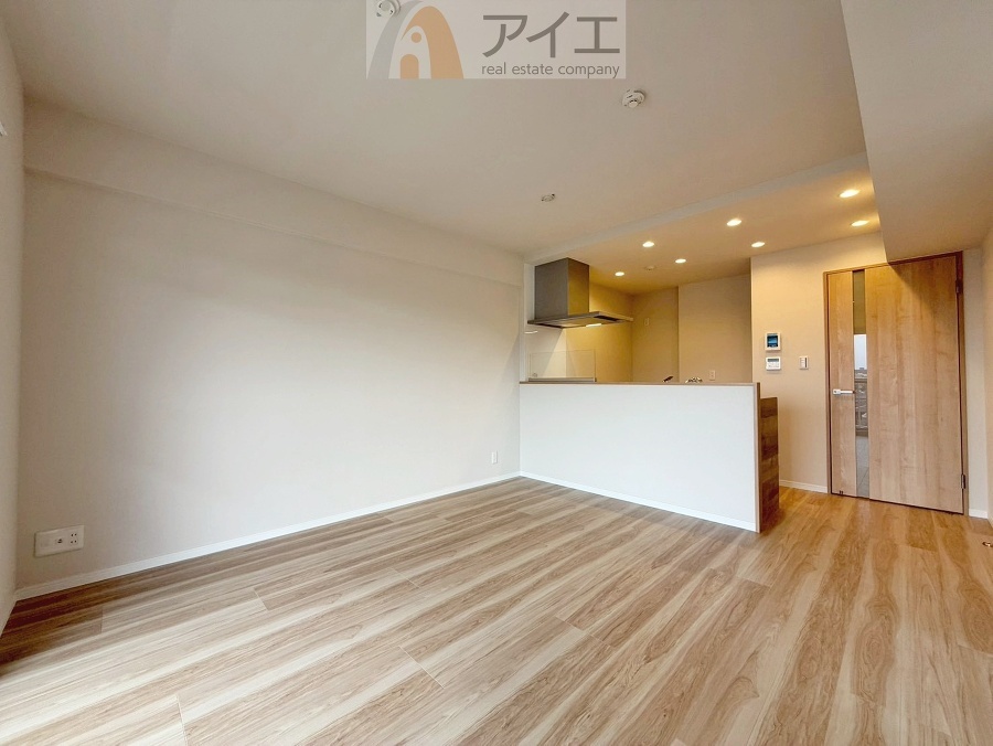 朝から日差しいっぱいの、明るい空間でのびのび過ごせます