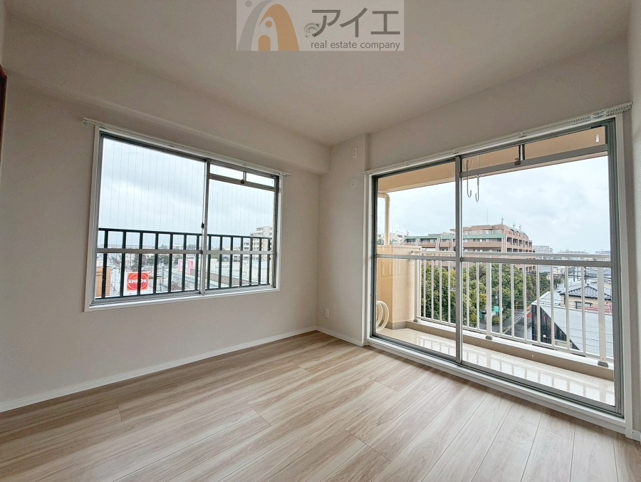 溢れる陽光でご家族の笑顔も輝く住まい