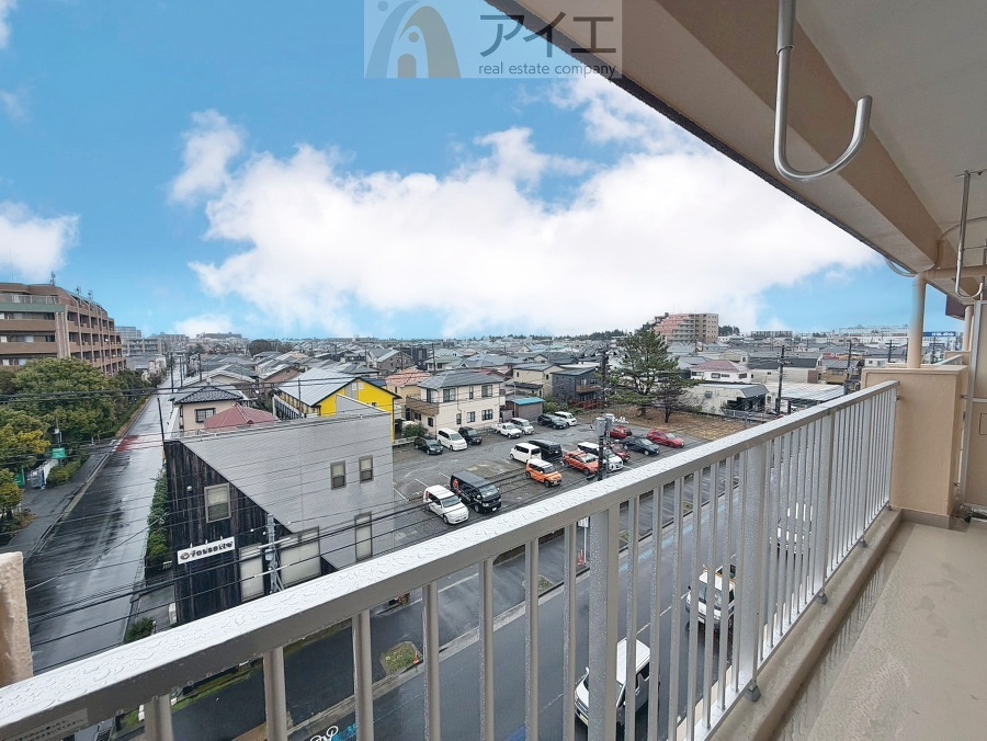 空を近くに感じられる眺望を楽しめます