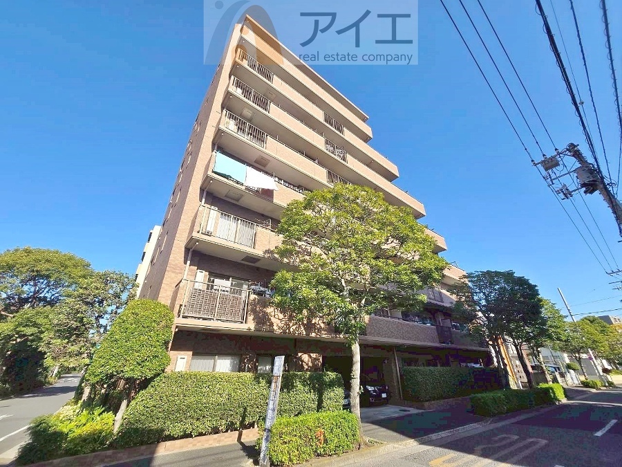 友人を呼びたくなるリノベーション済みのきれいな住まいです