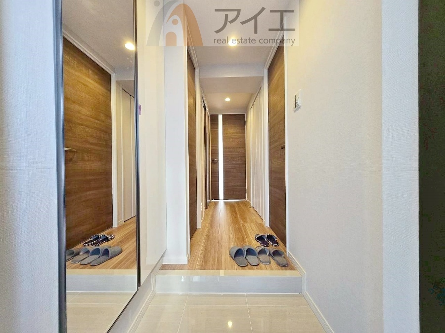 玄関がいつも片づく大容量シューズボックス