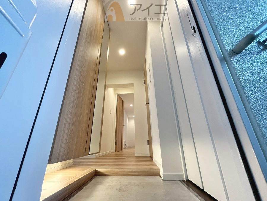 玄関がいつも片づく大容量シューズボックス