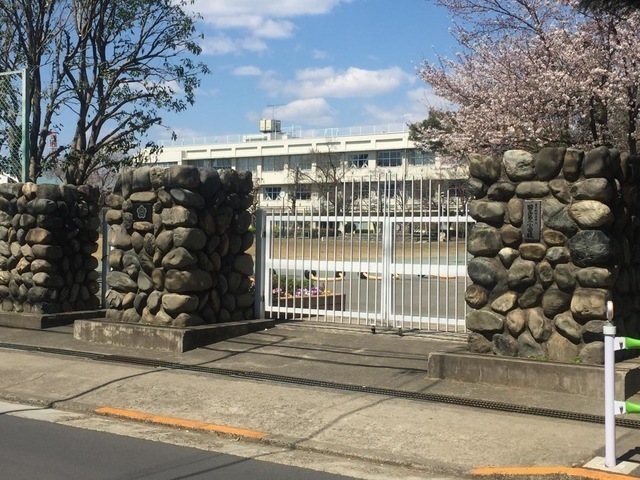 国立市立国立第二中学校 650m 