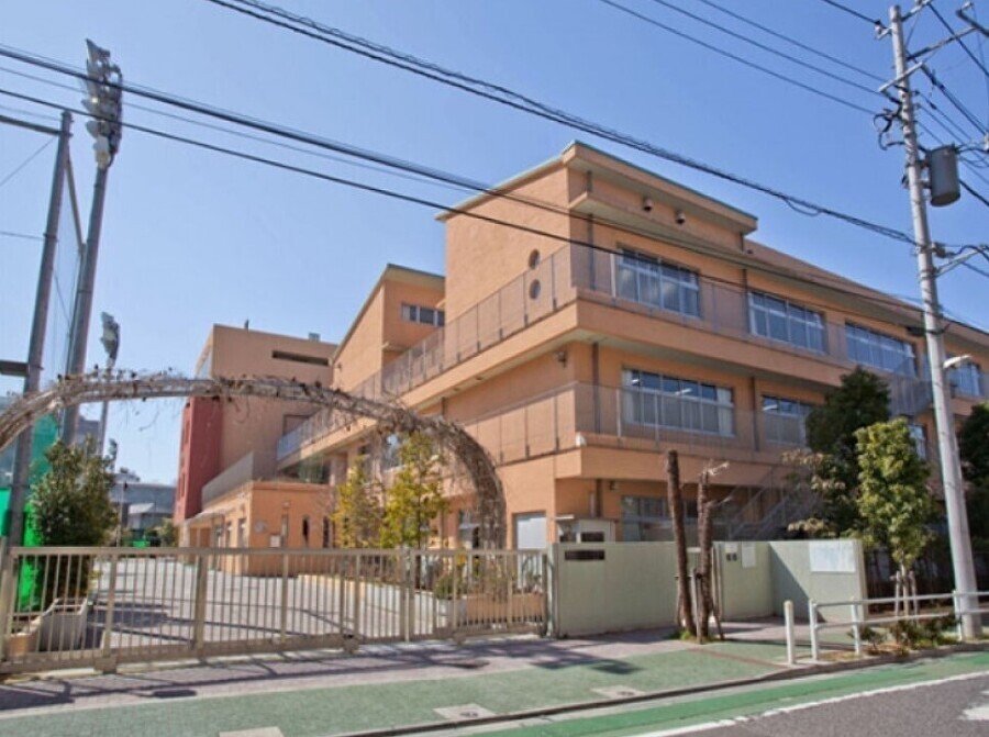 板橋区立大谷口小学校 360m 
