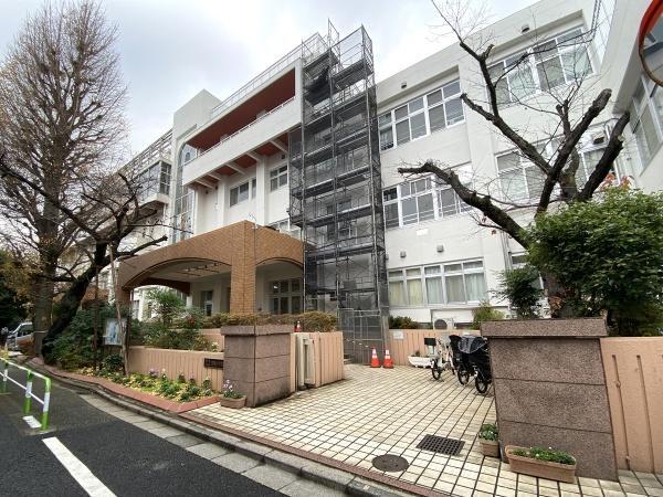 文京区立汐見小学校