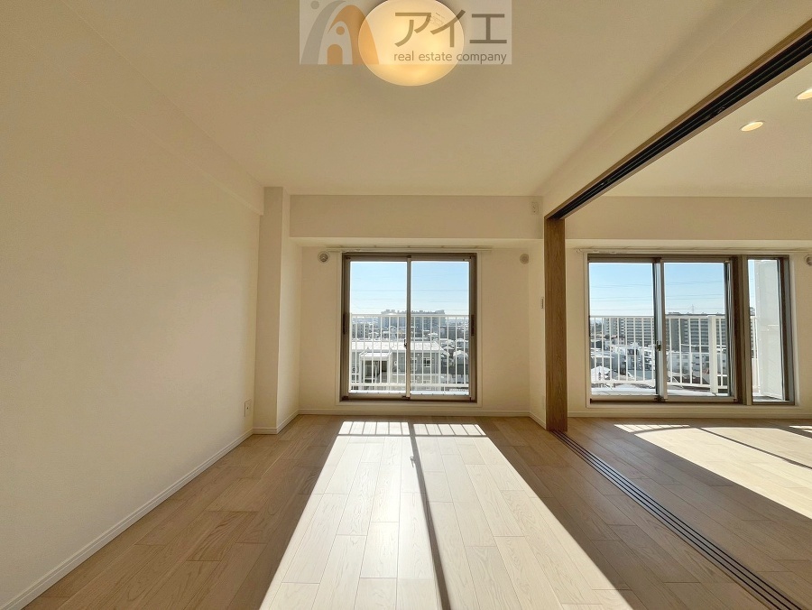 リビングとなじみやすい仕様でインテリア性が高い