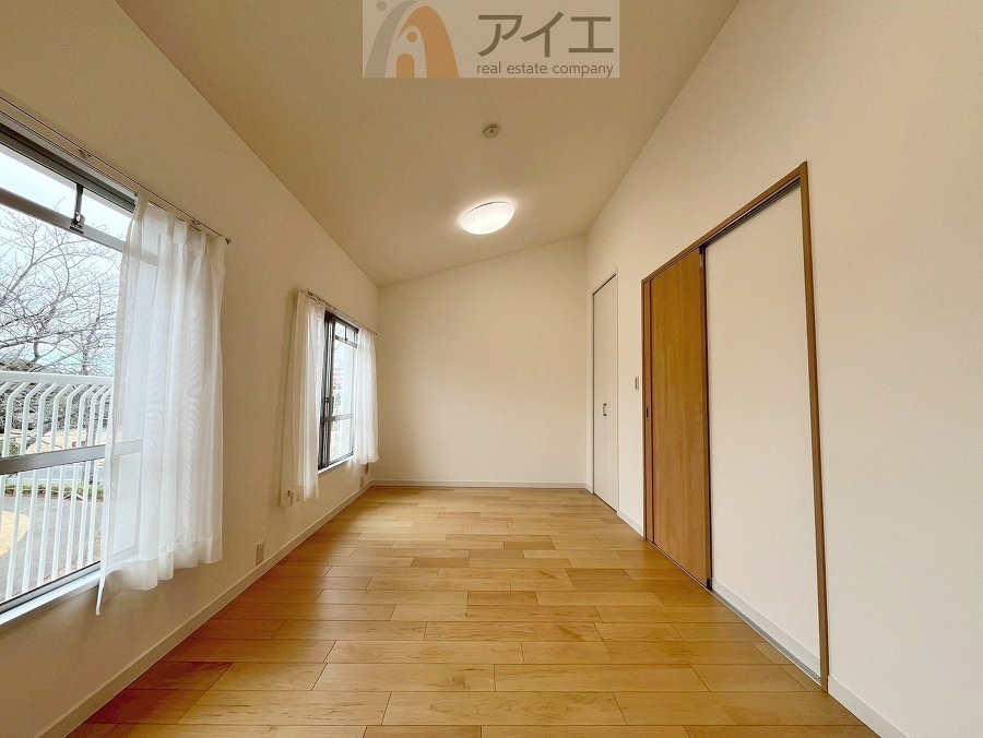 風通しが良く、開放感あふれるお部屋です