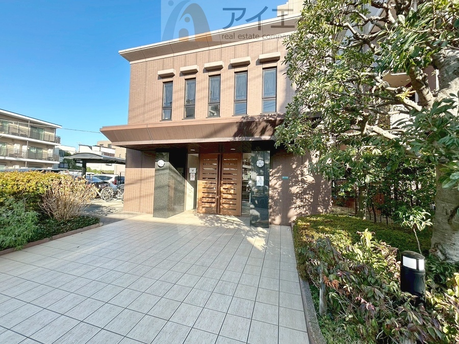 溢れる陽光でご家族の笑顔も輝く住まい