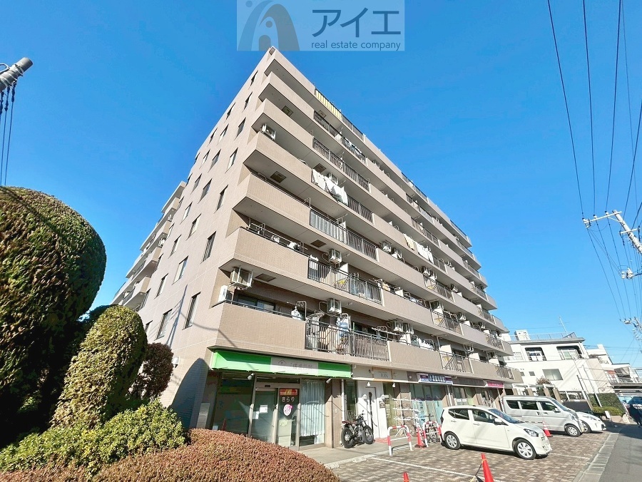 友人を呼びたくなるリノベーション済みのきれいな住まいです