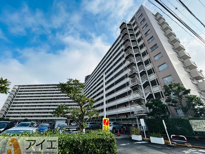 友人を呼びたくなるリノベーション済みのきれいな住まいです