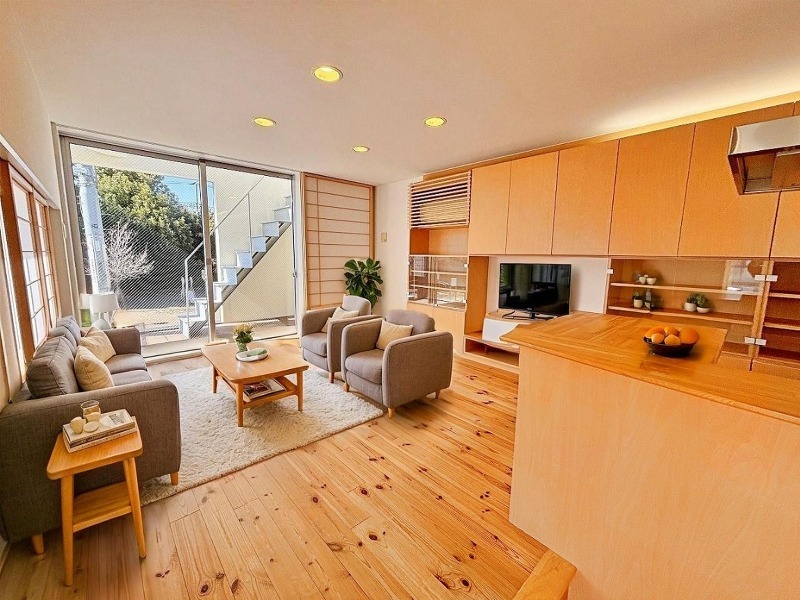 三鷹市下連雀４丁目