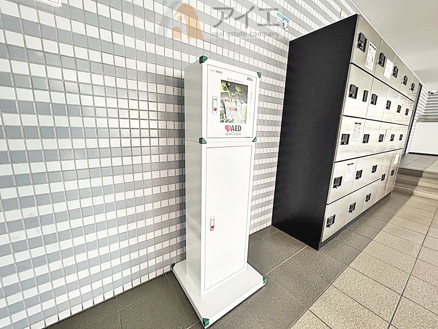 お出掛けが多くても安心な、宅配ボックスつき