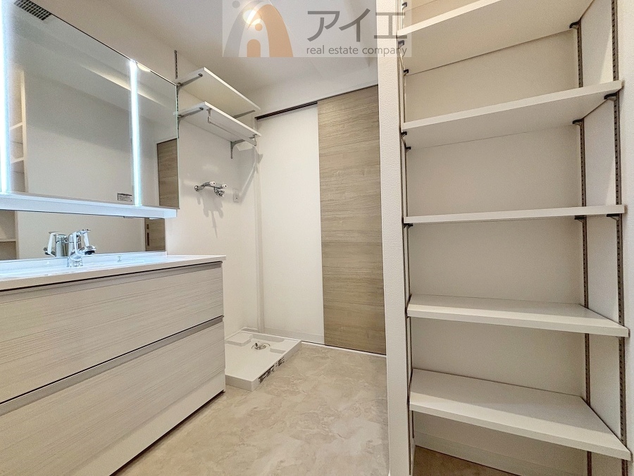 上質な洗面空間がゆとりの時間を演出