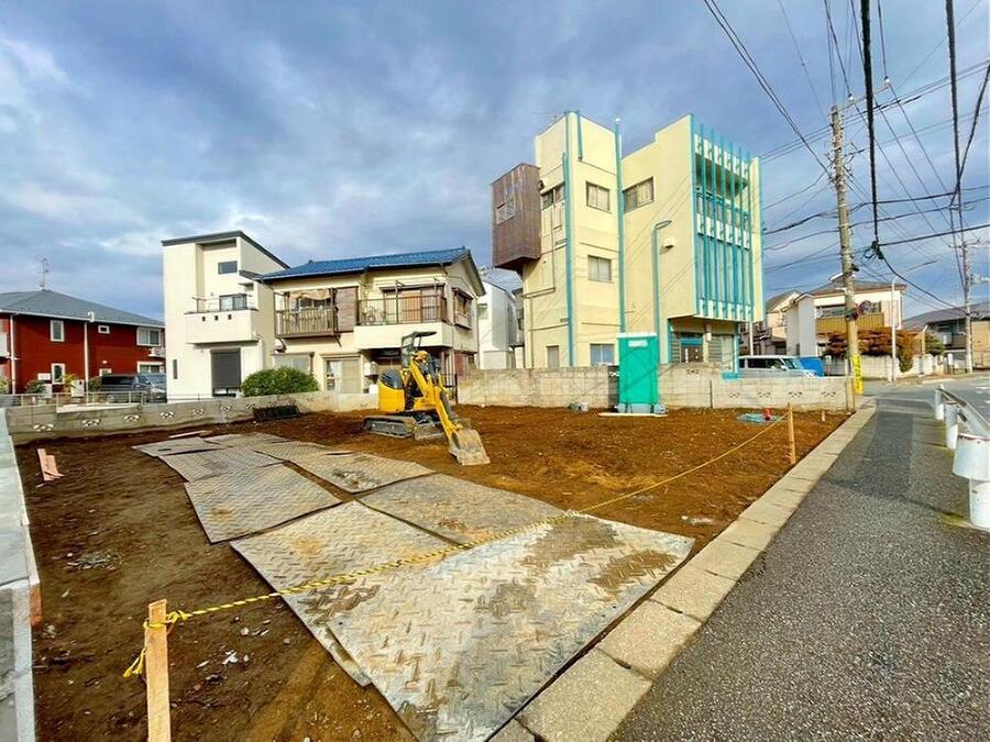 市川市曽谷８丁目