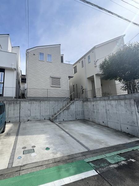 カースペース2台可(車種による)