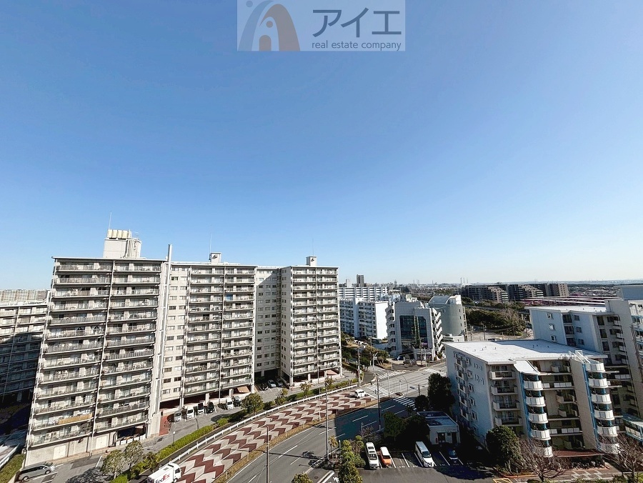 南面バルコニーで毎日のお洗濯も快適