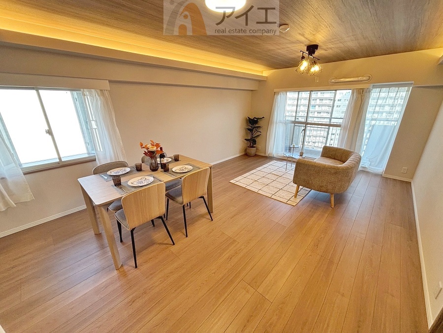 朝から日差しいっぱいの、明るい空間でのびのび過ごせます