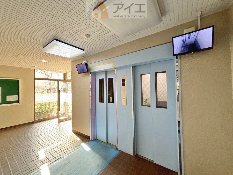清掃も行き届いたエレベーターホール